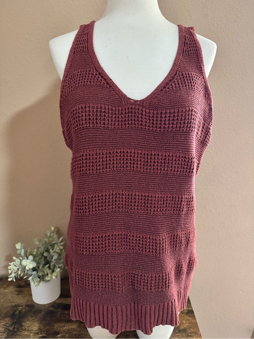 a.n.a Burgandy Knit V-Neck Tank Top
